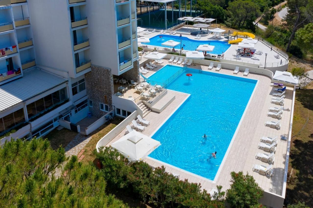 Family Hotel Adria Biograd Na Moru Exteriér fotografie