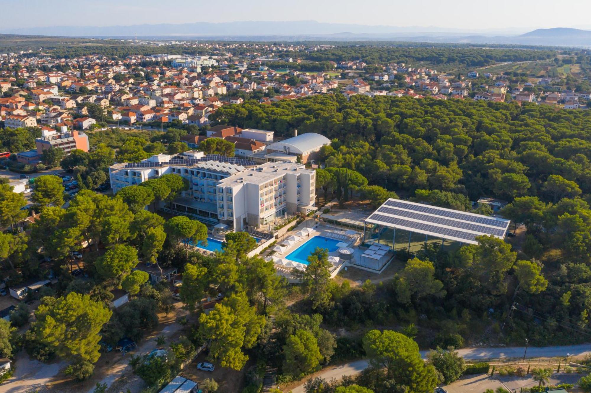 Family Hotel Adria Biograd Na Moru Exteriér fotografie