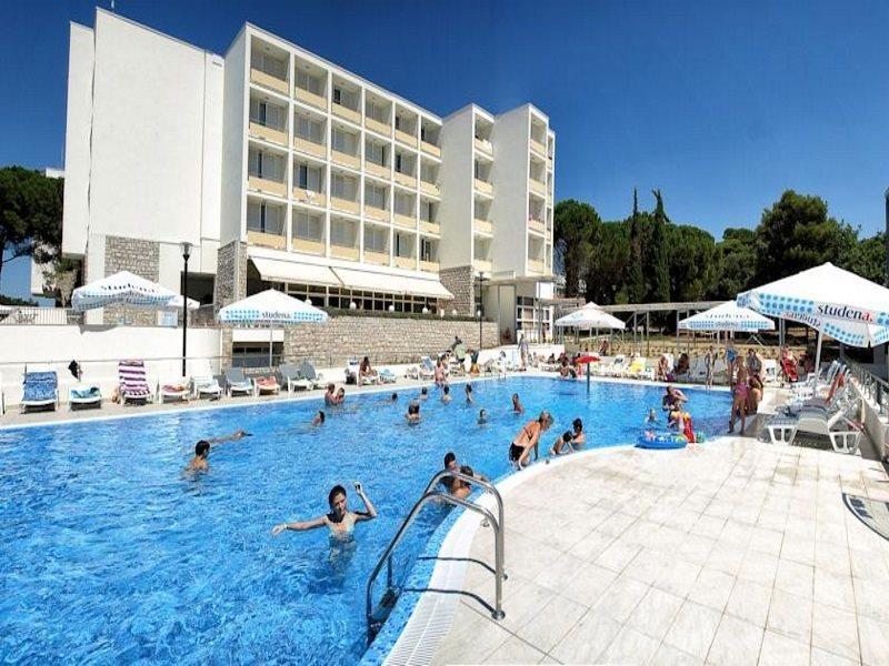 Family Hotel Adria Biograd Na Moru Exteriér fotografie